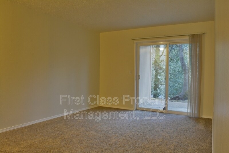 3618 SW Beaverton Hillsdale Hwy Unit 21, Portland, OR 97221 Condo for