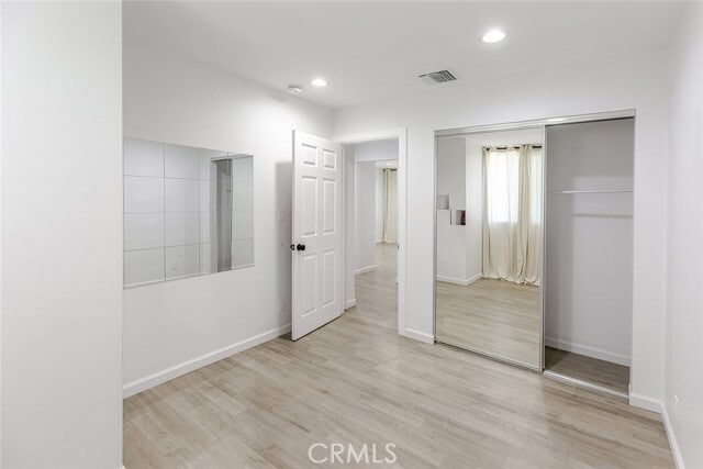 Foto del edificio - 9965 Glencrest Cir