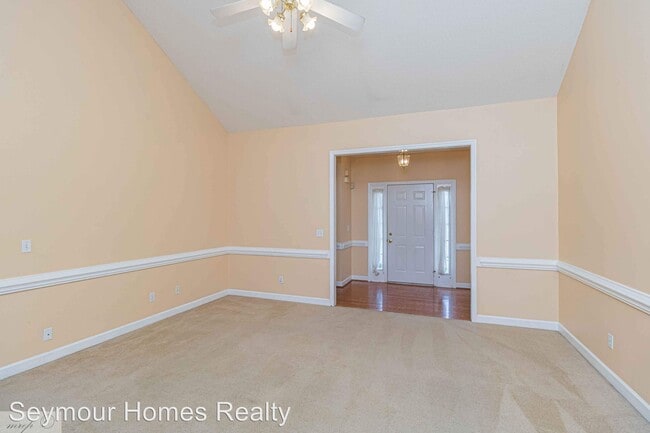 Foto del edificio - 3 br, 2 bath House - 109 Ryan Blvd