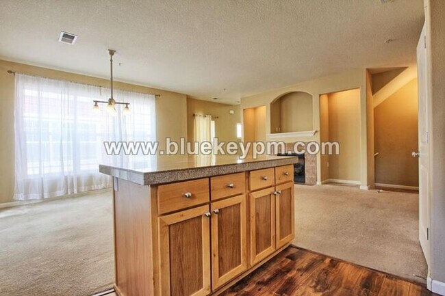 Foto del edificio - 2 Bed, 2.5 Bath Townhome at Woodhaven Crossing in Sherwood