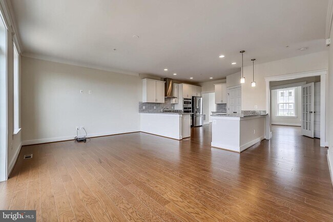 Building Photo - 10217 Travilah Grove Cir