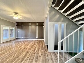 Building Photo - 2252 Jackson Cir