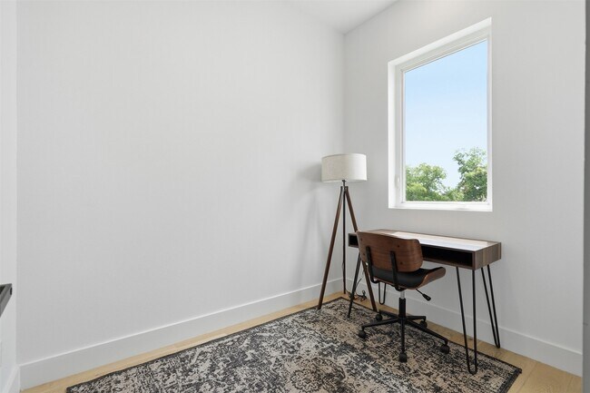 Foto del edificio - 1003 Kern St