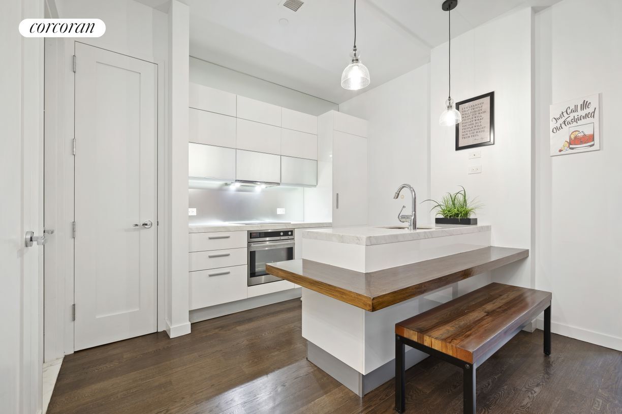 Foto del edificio - 11 E 36th St