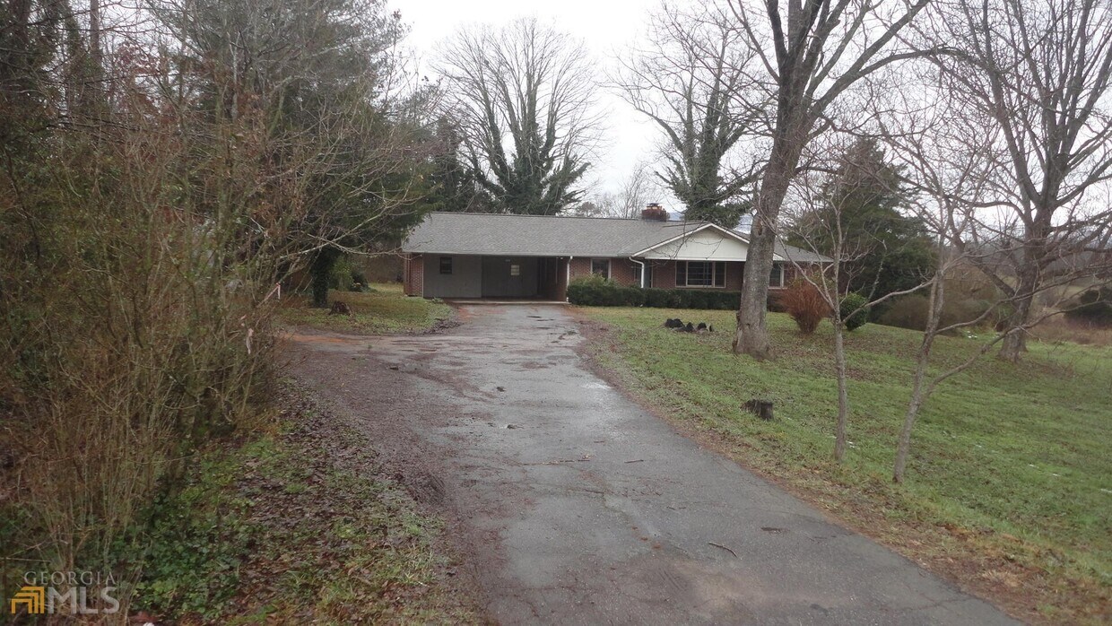 Primary Photo - 1679 Helen Hwy