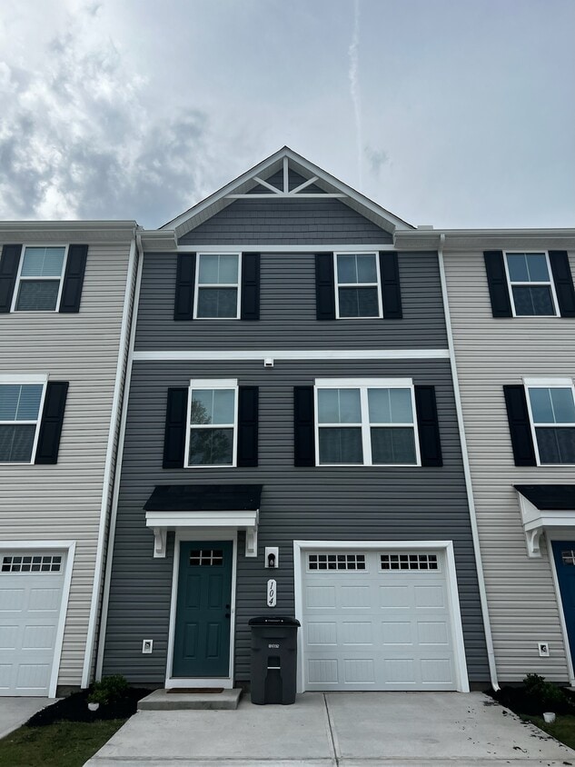 Foto principal - 104 Verdant Leaf Wy