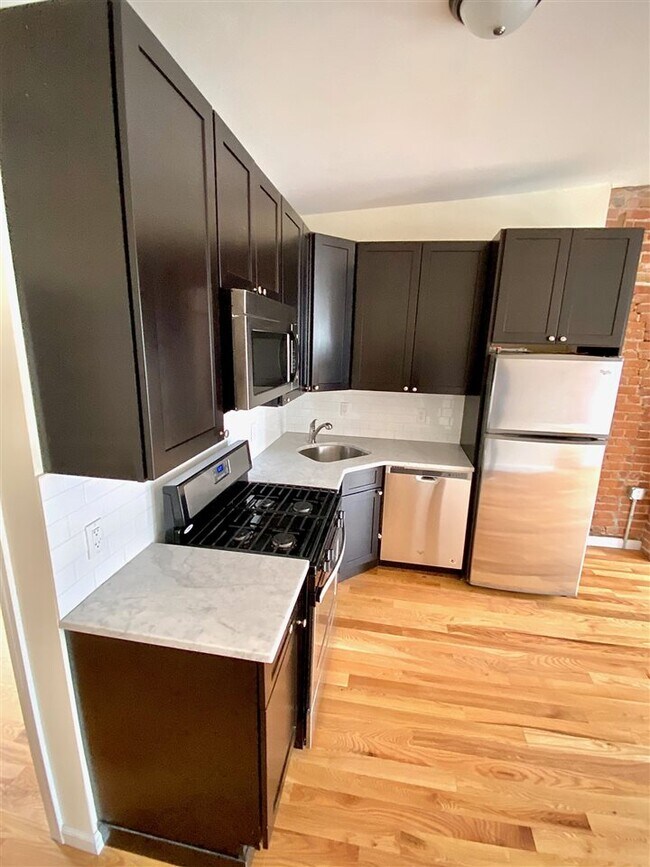 Foto del edificio - 149 Grand St