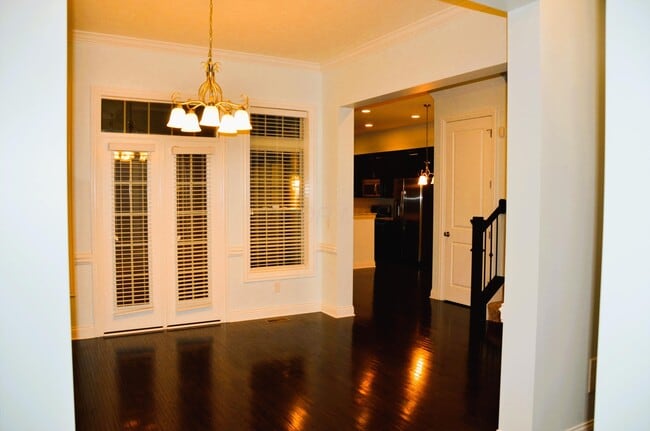 Foto del edificio - 4194 Troutbrook Dr