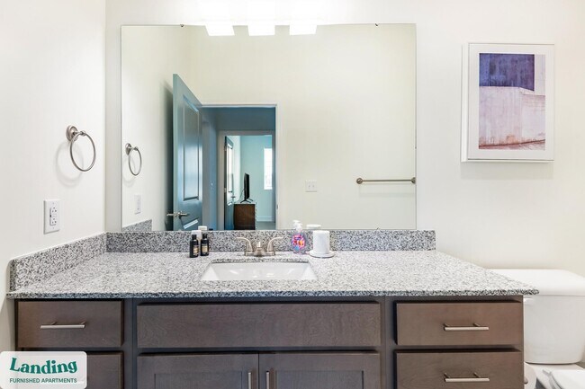 Foto del edificio - 135 Dresser Ln