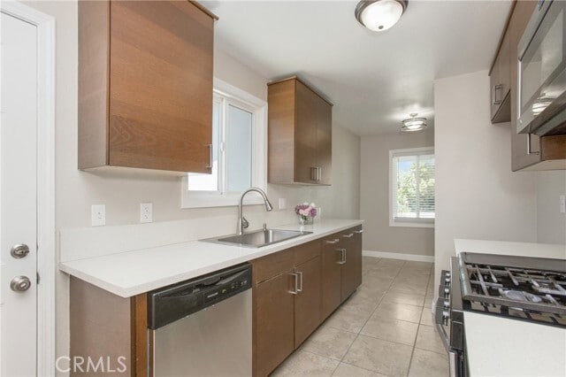 Foto del edificio - 634 Willow Dr