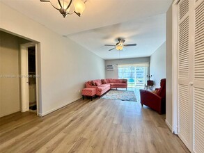 Building Photo - 13105 Ixora Ct