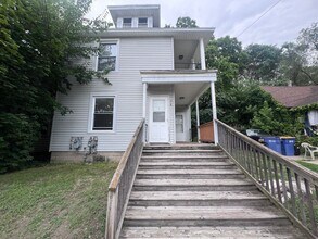 Building Photo - 316 Lane SW