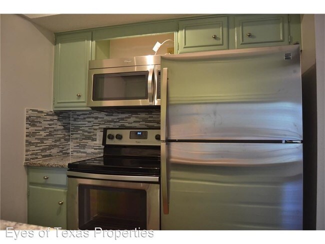 Foto del edificio - 6306 Shadow Valley Dr