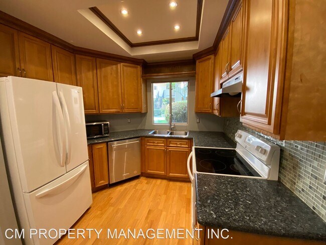 Foto del edificio - 2 br, 2 bath House - 1104 Cedar Gables Dr