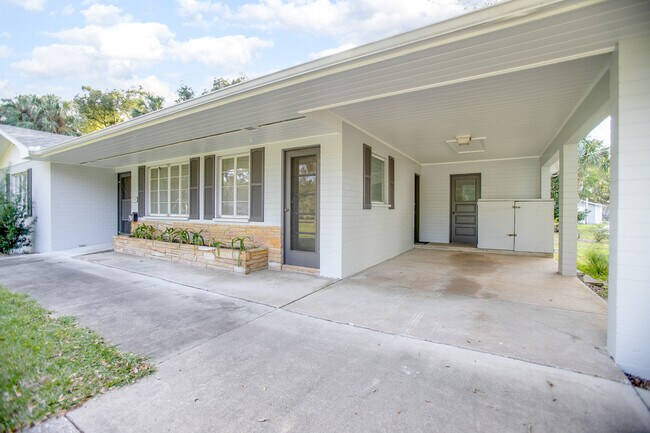 Foto del edificio - 3174 Grand Ave