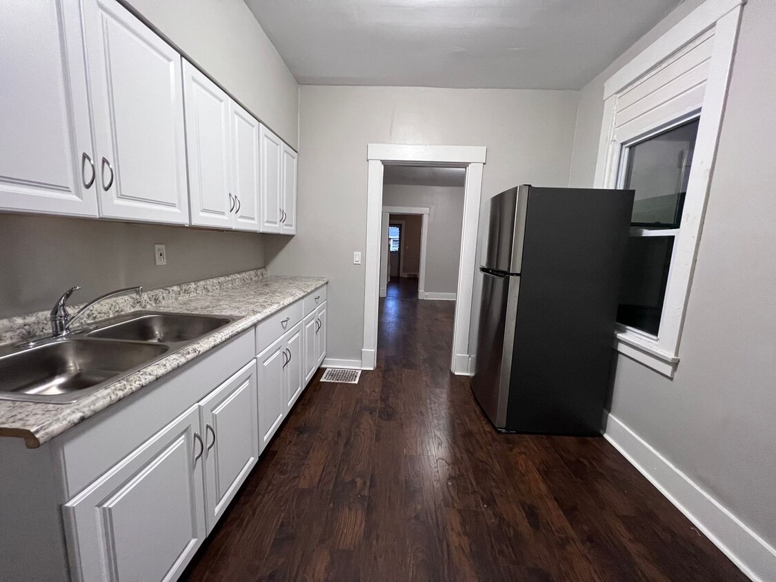 Primary Photo - Updated 2BR Townhouse now showing!