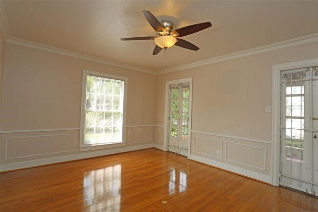 Foto del edificio - 5625 Jackson St