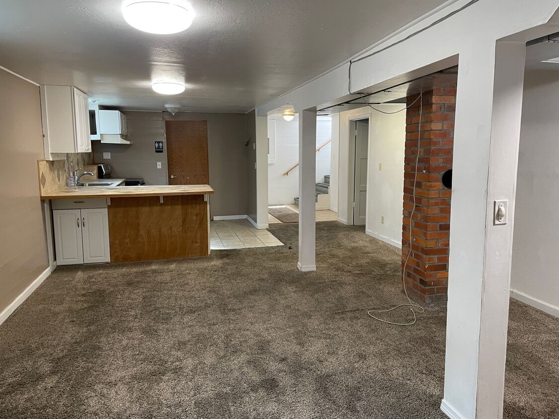 Primary Photo - Basement Apartment for Rent!!! PENDING APP...