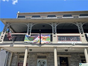 Building Photo - 201 W Main St