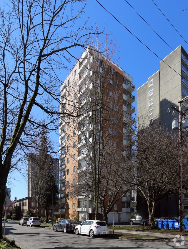 Building Photo - Starlite Manor Apartments