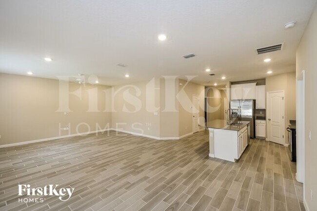 Building Photo - 7317 Rock Brook Dr