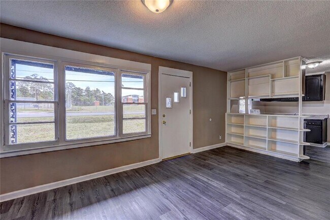 Foto del edificio - 1640 Kitchens Rd