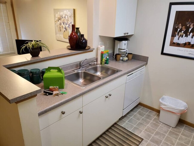 Foto del edificio - 501 Plaza Dr