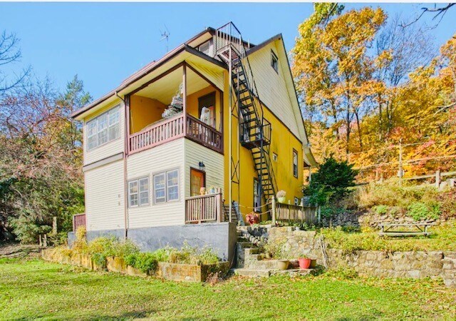 Foto principal - 1900 Hill Rd