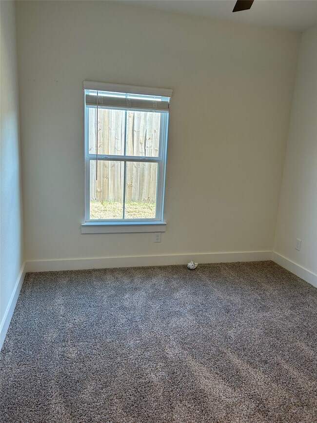 Foto del edificio - 16531 Oasis Mdw Ln