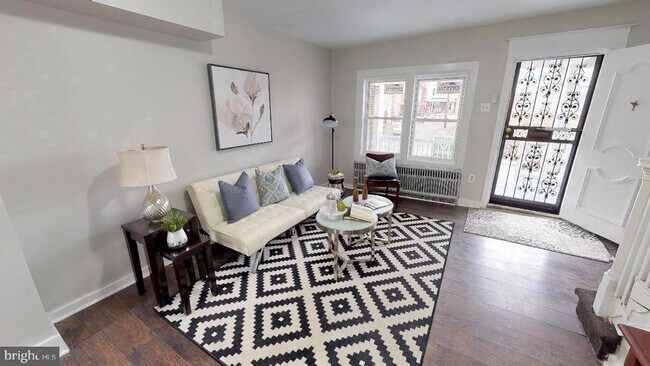 Foto del edificio - 5942 Kemble Ave