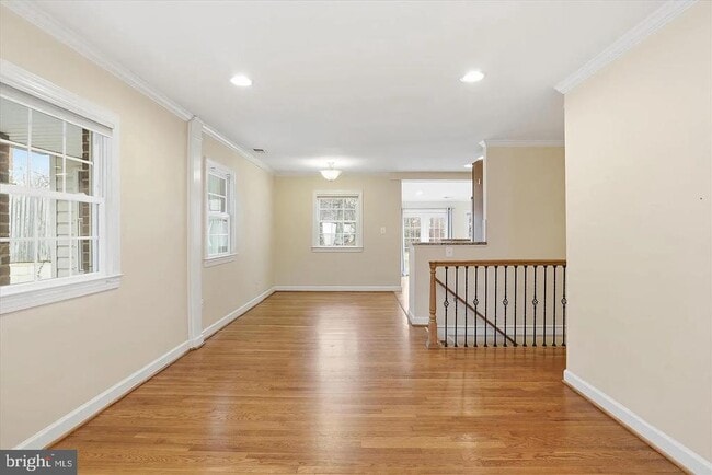 Building Photo - 7416 Sportsman Dr