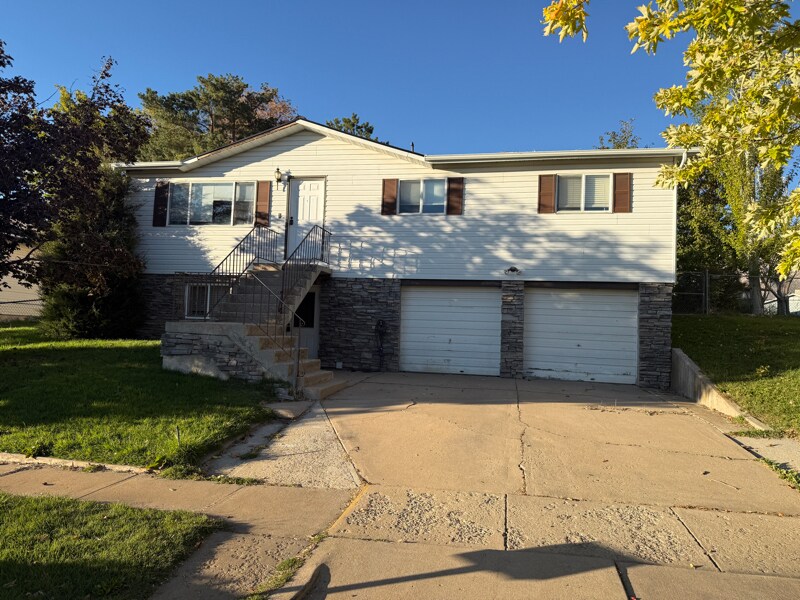 Primary Photo - 930 E 1150 N