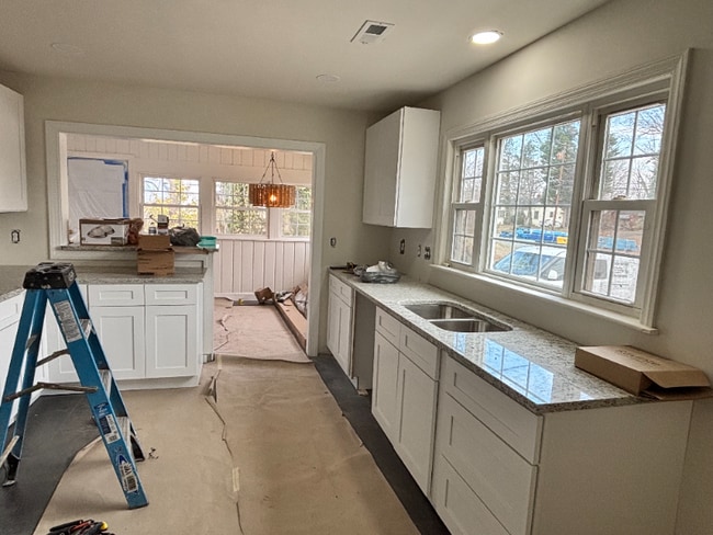 Building Photo - 1168 Lockland Ave