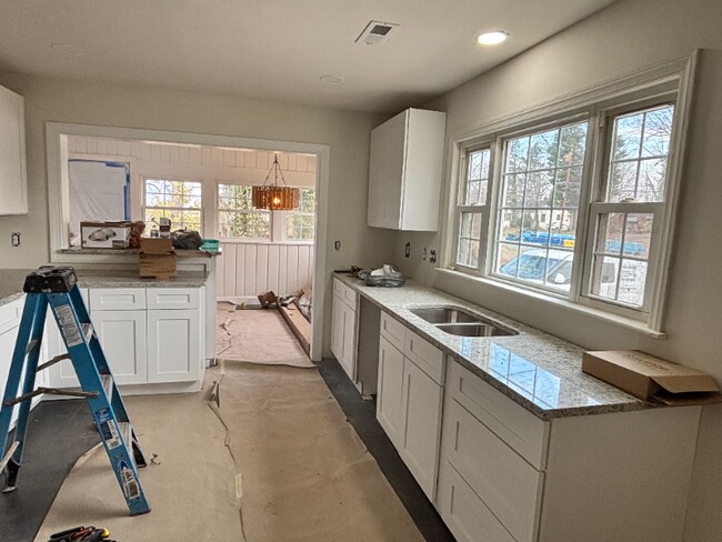 Foto del edificio - 1168 Lockland Ave