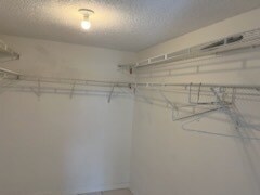 Building Photo - 3 B 2 BATH CONDO