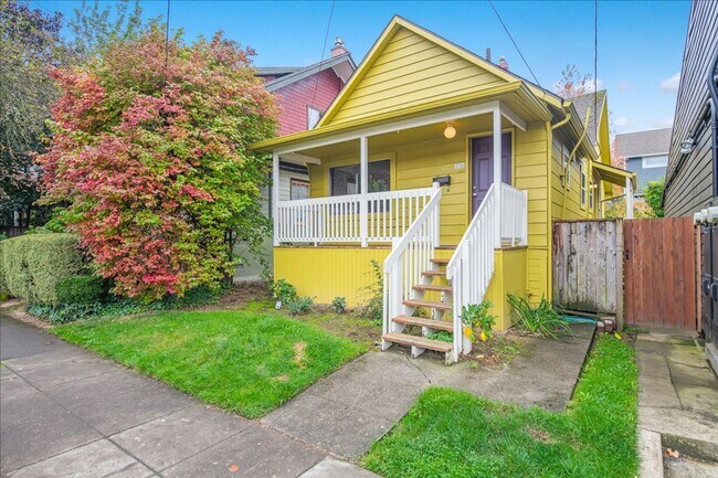 Building Photo - Great SE Portland Location! 2 bdrm/1 bath ...