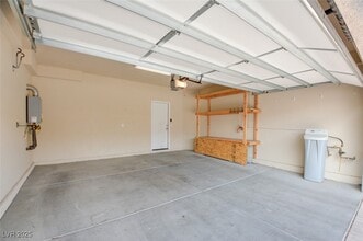 Building Photo - 10267 Mopan Rd