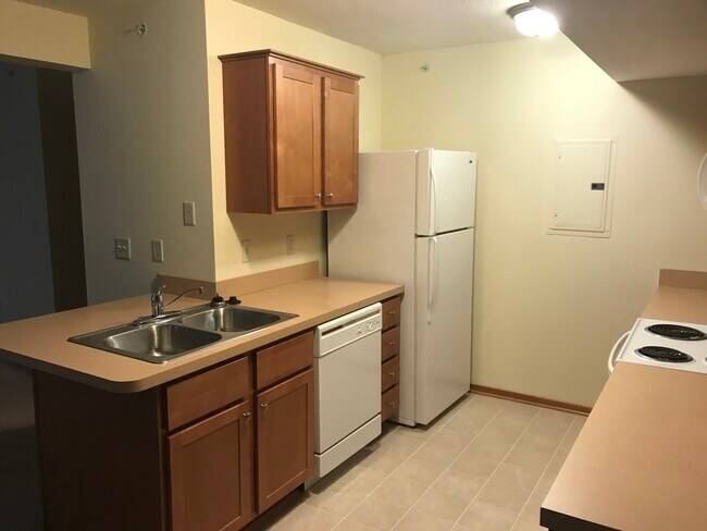 Building Photo - 5940 Marzilli St NW