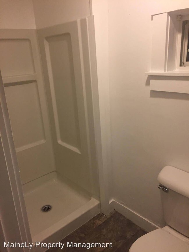 Foto del edificio - 24 Main St