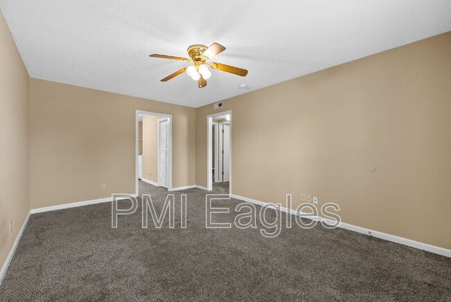 Building Photo - 3284 Tower Dr