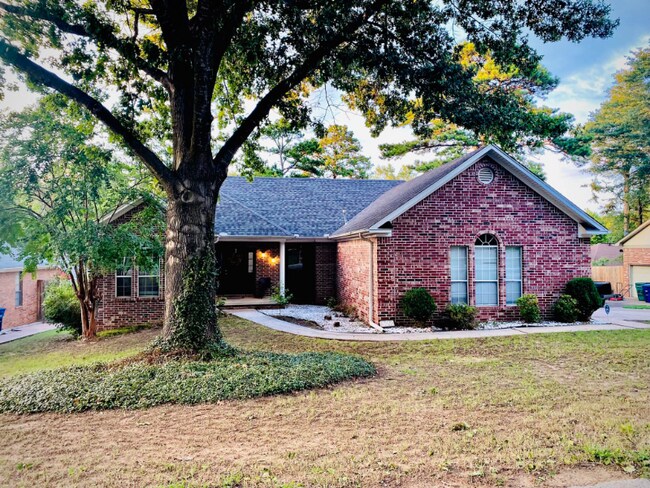 Building Photo - 3040 Sassy Rd