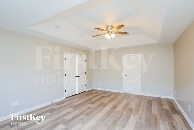Building Photo - 3192 Sag Harbor Ln