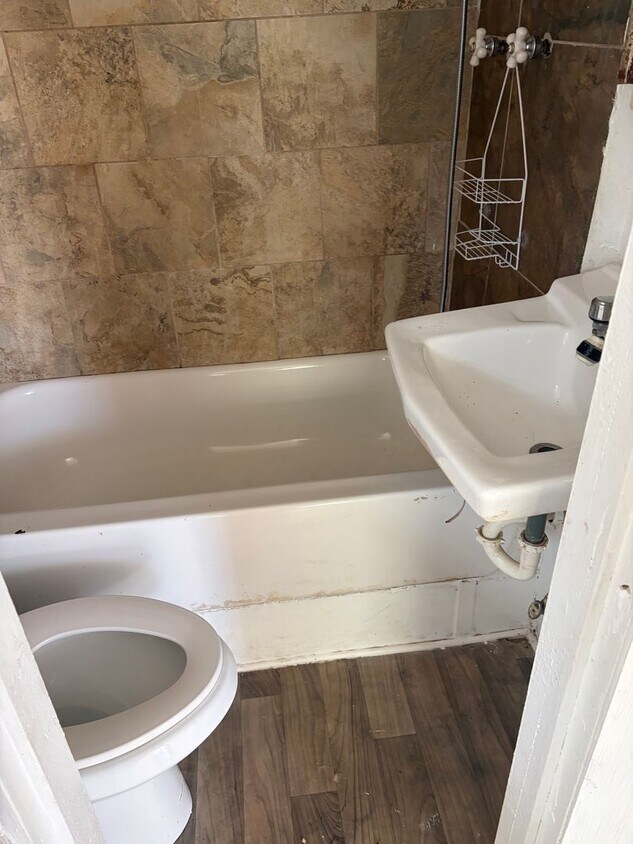 Foto del edificio - 1907 S H St