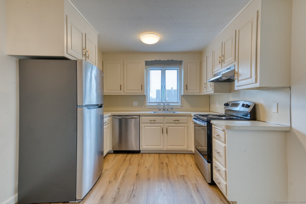 Foto principal - 54 Oak St
