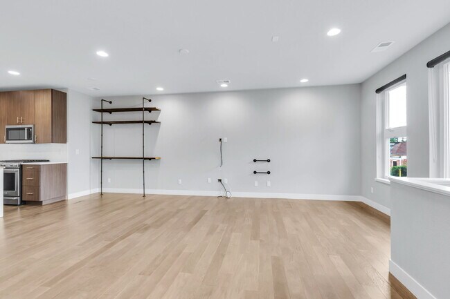 Foto del edificio - 2720 Federal Blvd
