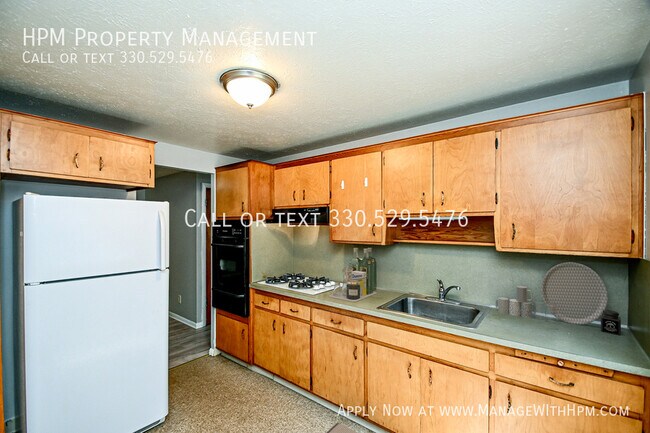 Foto del edificio - 842 S Green Rd