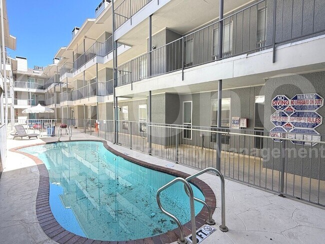 Foto del edificio - 4502 Gaston Ave