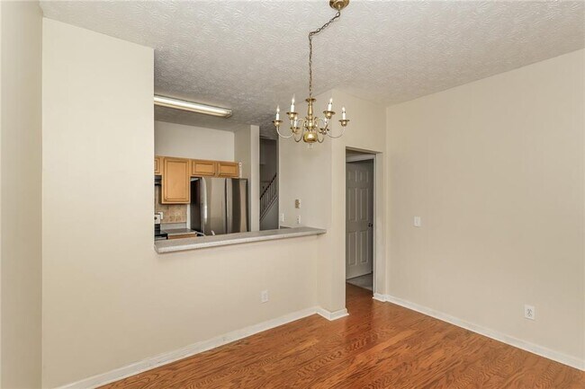 Foto del edificio - 6076 Camden Forrest Dr