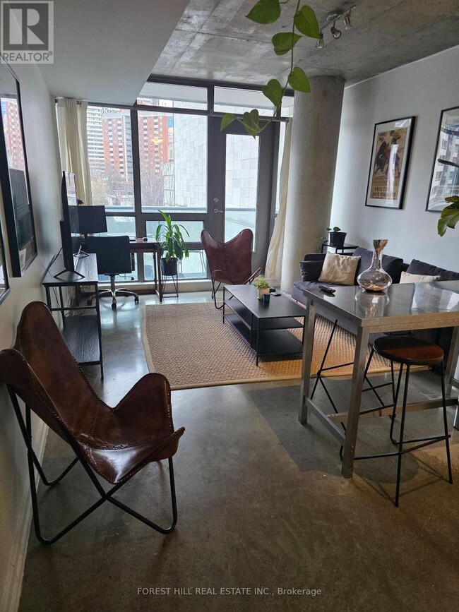 Photo du bâtiment - 285 Mutual St