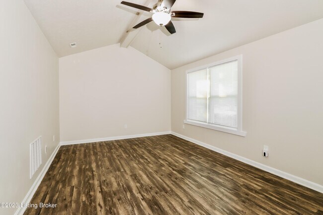 Building Photo - 258 Bucky Burton Dr